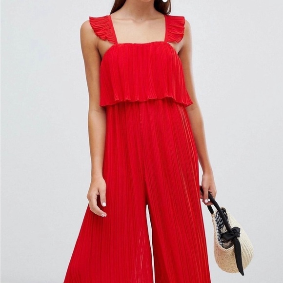 New look pleated chiffon midi- length jumpsuit Sz. 4 NWOT - Picture 1 of 11